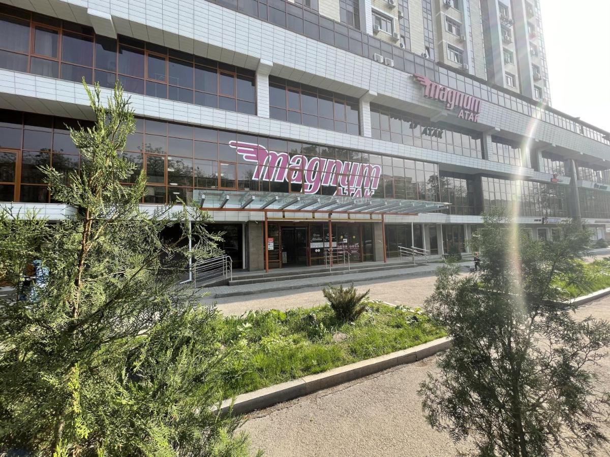 Апартаменты #3 Almati Kültér fotó